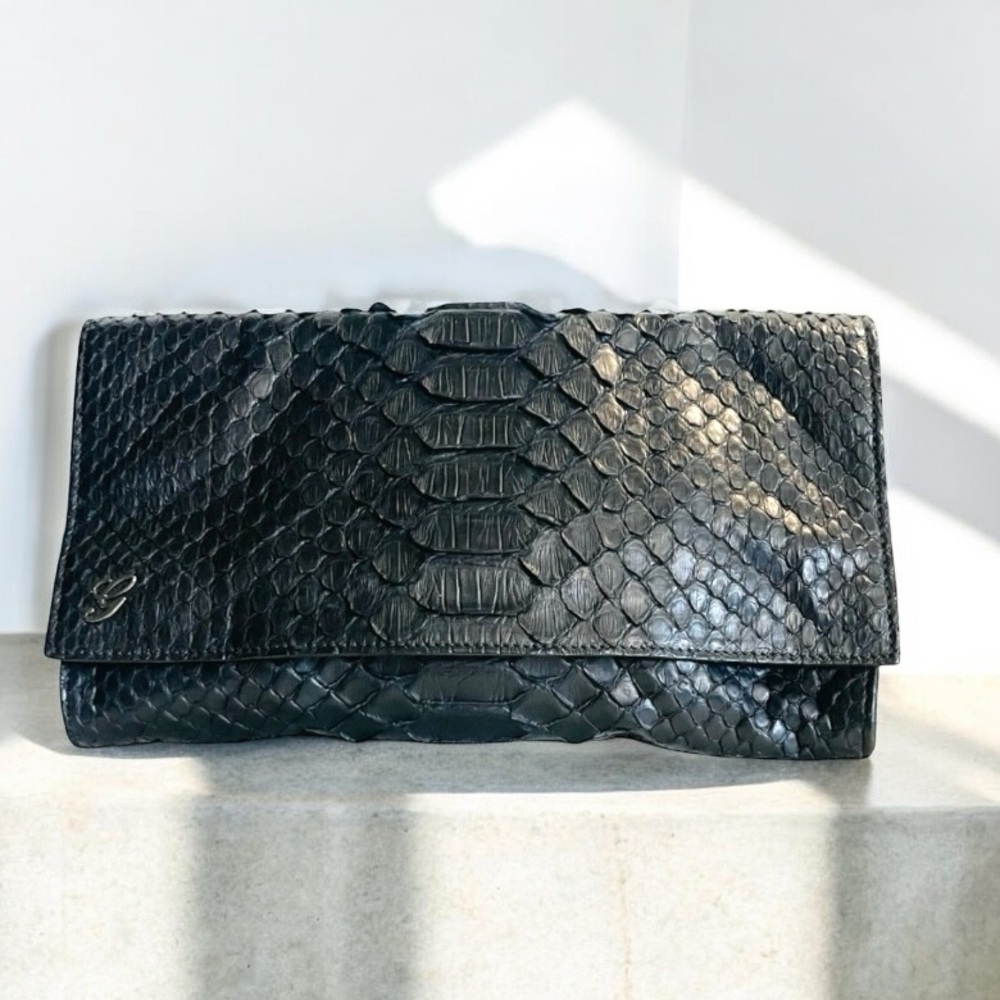 Gucci Journal Black Python Clutch New 228573 4866… - image 7